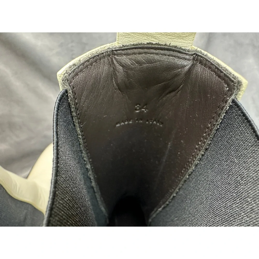 Bottega Veneta Tire‎ Lug Chelsea Boot in Sea Salt Black Italy Size EU 34